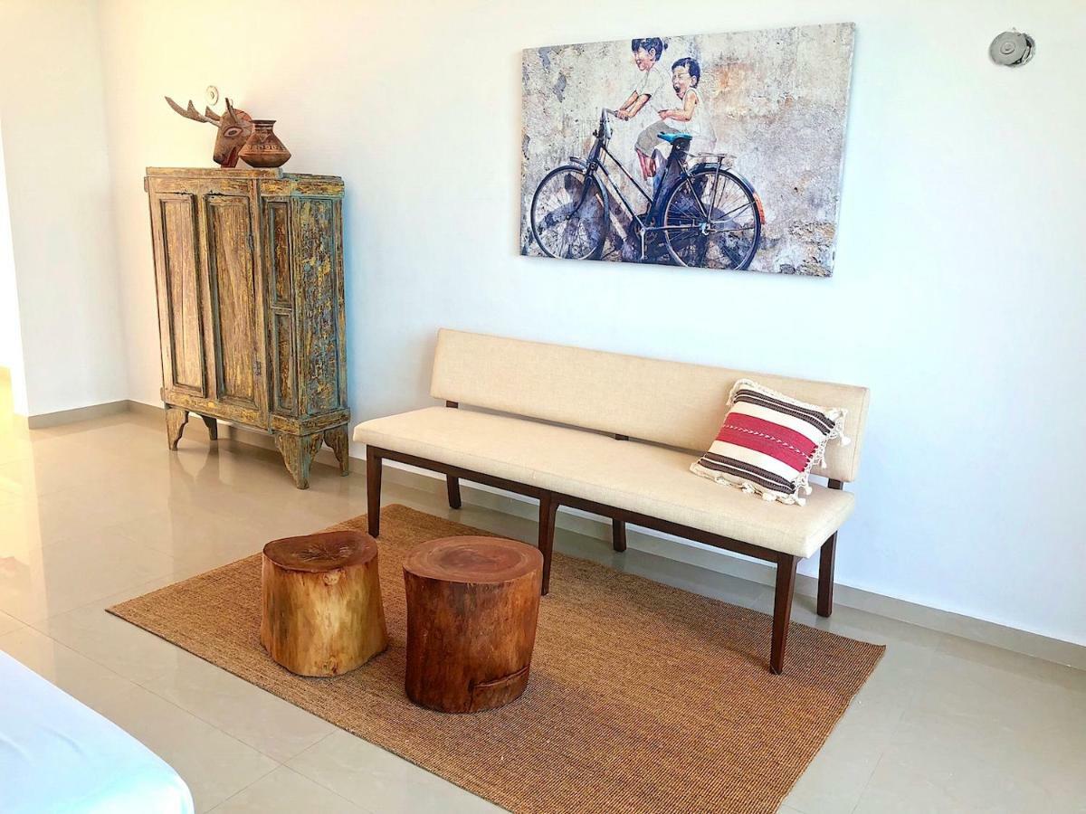 Playa 55 Beach Escape - Adults Only Guesthouse Celestun Exterior photo